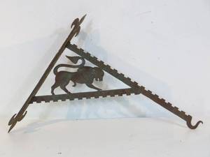 Flying Monkey Bracket