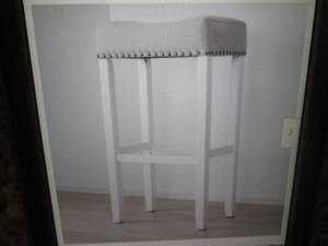 Hylie Nailhead 29 White and Gray C...