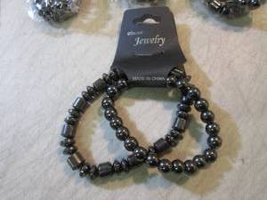 Lot of 12 2pc Magnetic Bracelets Ne...