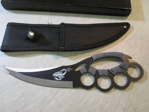 10 Fantasy Master Knuckle Knife wi...