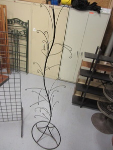lot 23 image: (2) Wire Display Stands 24x24x63 & 24x18x78