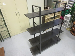 lot 25 image: Display Stand 13x47x59