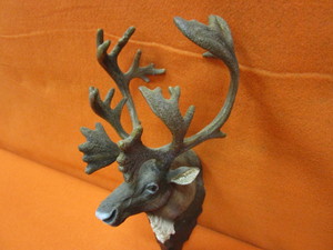 lot 94 image: (New) Reindeer Figurine Coat Hook