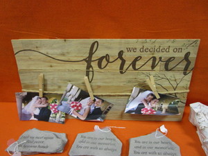 lot 111 image: (New) Home Decor