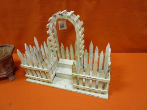 lot 138 image: (New) Home Decor