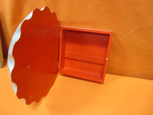 lot 161 image: Coca Cola Wood Key Holder