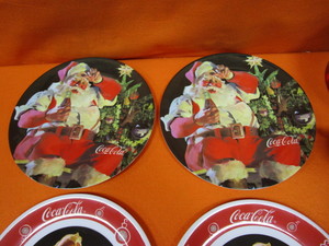 lot 231 image: Coca Cola Christmas Plates, Mugs, Salad Plates