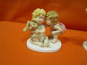 lot 234 image: Figurines