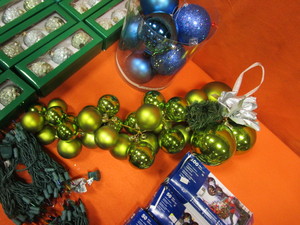 lot 267 image: (New) Christmas Ornaments & Lights