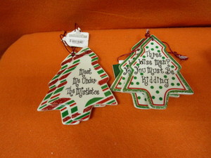 lot 280 image: (New) Christmas Ornaments