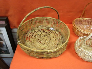lot 292 image: (New) Wicker Baskets