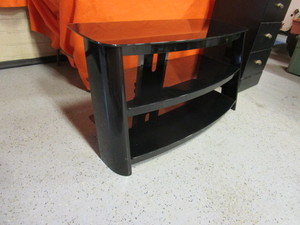 lot 321 image: Glass TV Stand 19x44x22  Cabinet wCoca Cola Handles 17x19x33