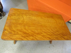 lot 330 image: Table 30x54x30