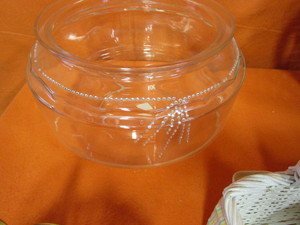 lot 334 image: (New Glass Bowl & Wicker Baskets