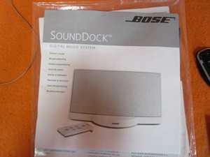 lot 425 image: Bose Sound Dock & Alarm Clock