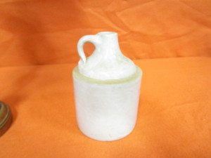 lot 429 image: Vintage Lamp & Stoneware Jug