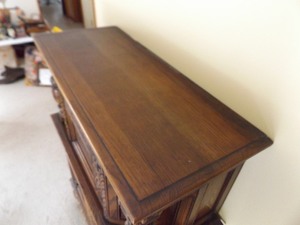 Antique Rushville Furniture Company&nbspHand Carved&nbspSOLID Wood Sideboard