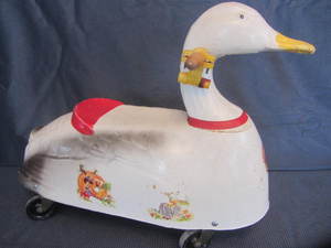 Gertie the Goose Ride On