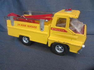 Vintage Structo Tow Truck