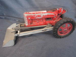 Hubley Cast Toy Tractor
