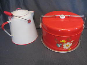 Vintage Enamel Coffee, CakePie Taker