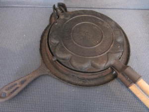 A. Anderson Heart Waffle Iron