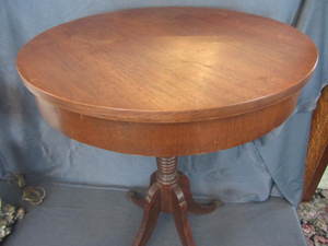 Pedestal Table