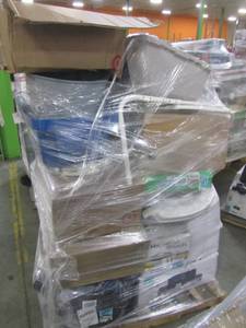 lot 43 image: WHOLESALE MIXED PALLET OF RETURNS - SMALL HOUSEWARES AND KITCHEN ITEMS
