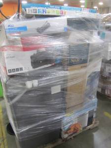 lot 44 image: WHOLESALE MIXED PALLET OF RETURNS - SMALL APPLIANCES AND GARAGE ITEMS