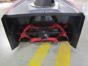lot 55 image: Toro Power Clear 21 in. 60-Volt Lithium-Ion Brushless Cordless Electric Snow Blower - Battery and Charger Not Included 39901T