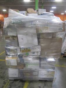 lot 75 image: WHOLESALE MIXED PALLET OF RETURNS - LIGHTING AND CEILING FANS