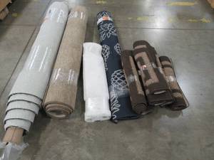 lot 263 image: Miscellaneous Rugs and Carpet Pieces.