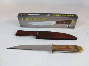 12 Hunting Knife by Chipaway Cutlery