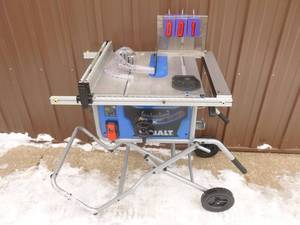 Kobalt 10 Contractor saw. Looks nearly new. Tested & works. As shown.