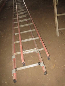 Fiberglass Extension Ladder