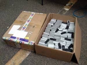 lot 125 image: Artograph SD Series 5 in 1 Card Reader USB 2.0