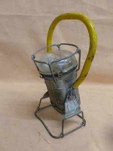 lot 7 image: Vintage Mining Light