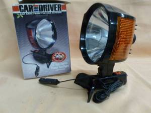 lot 12 image: 12 Volt Spotlight
