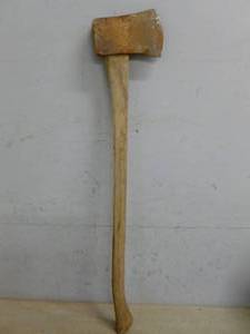 lot 19 image: Ax