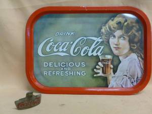 lot 32 image: Coca-Cola Collectible