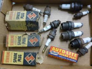 lot 53 image: Vintage Spark Plugs