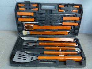 lot 73 image: BBQ Set