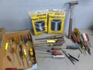 lot 90 image: Tools