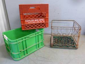 lot 103 image: Dairy Crates