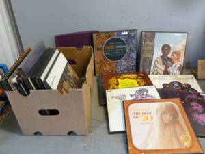 lot 118 image: Vintage Record Album Sets