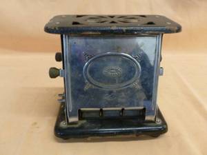 lot 121 image: Antique Toaster