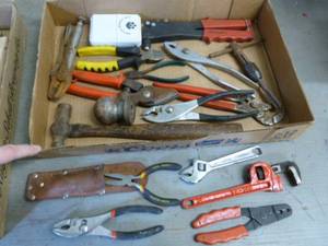 lot 128 image: Tools