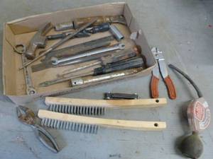 lot 129 image: Tools