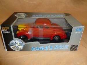 lot 135 image: Die Cast Metal Car