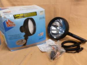 lot 166 image: New 12v Spot Light